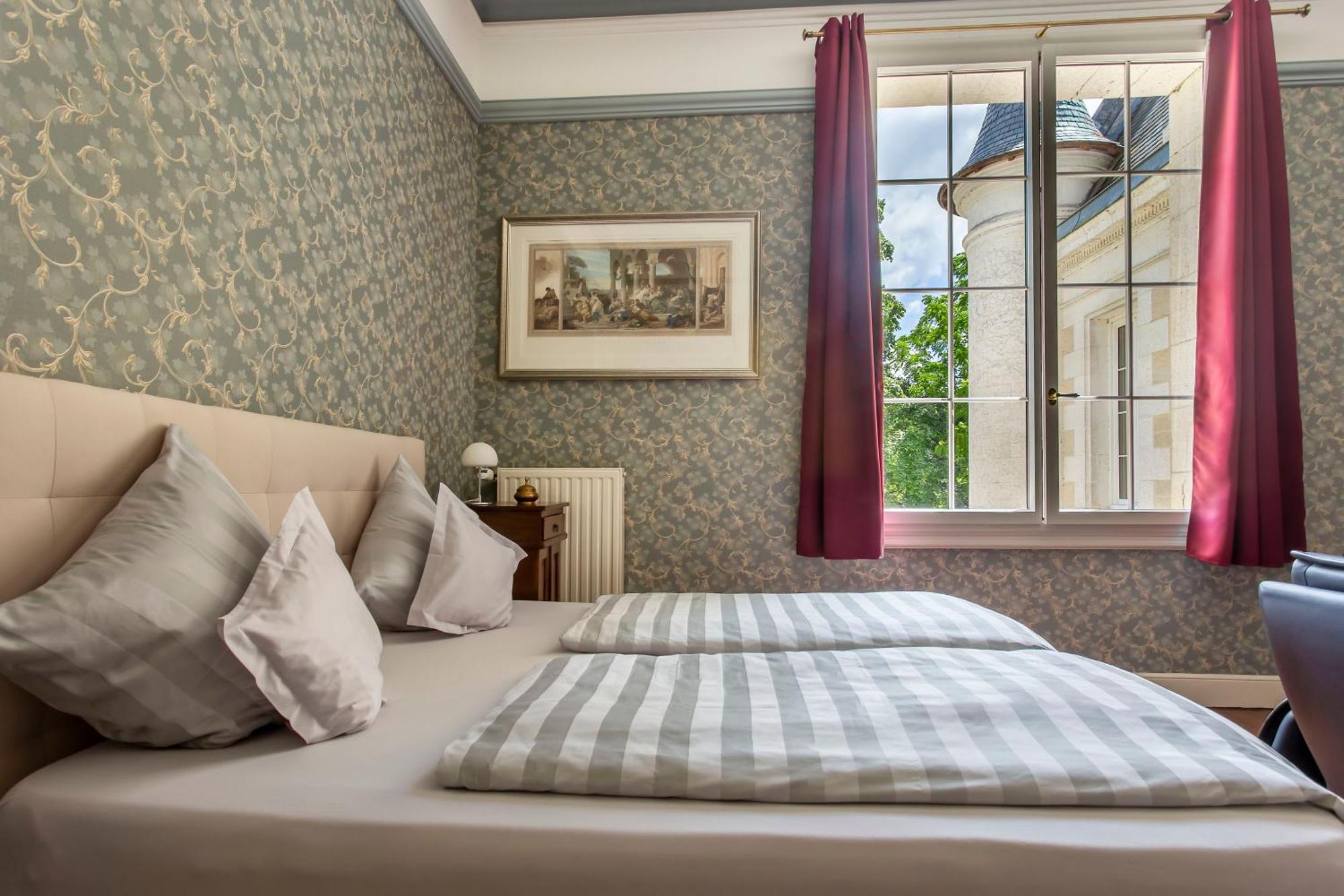 Chateau De Bellevue B&B Et Appartements Avec Piscine Saisonal Chauffee Et Chambres Partout Climatisees Saint-Avit  Екстер'єр фото